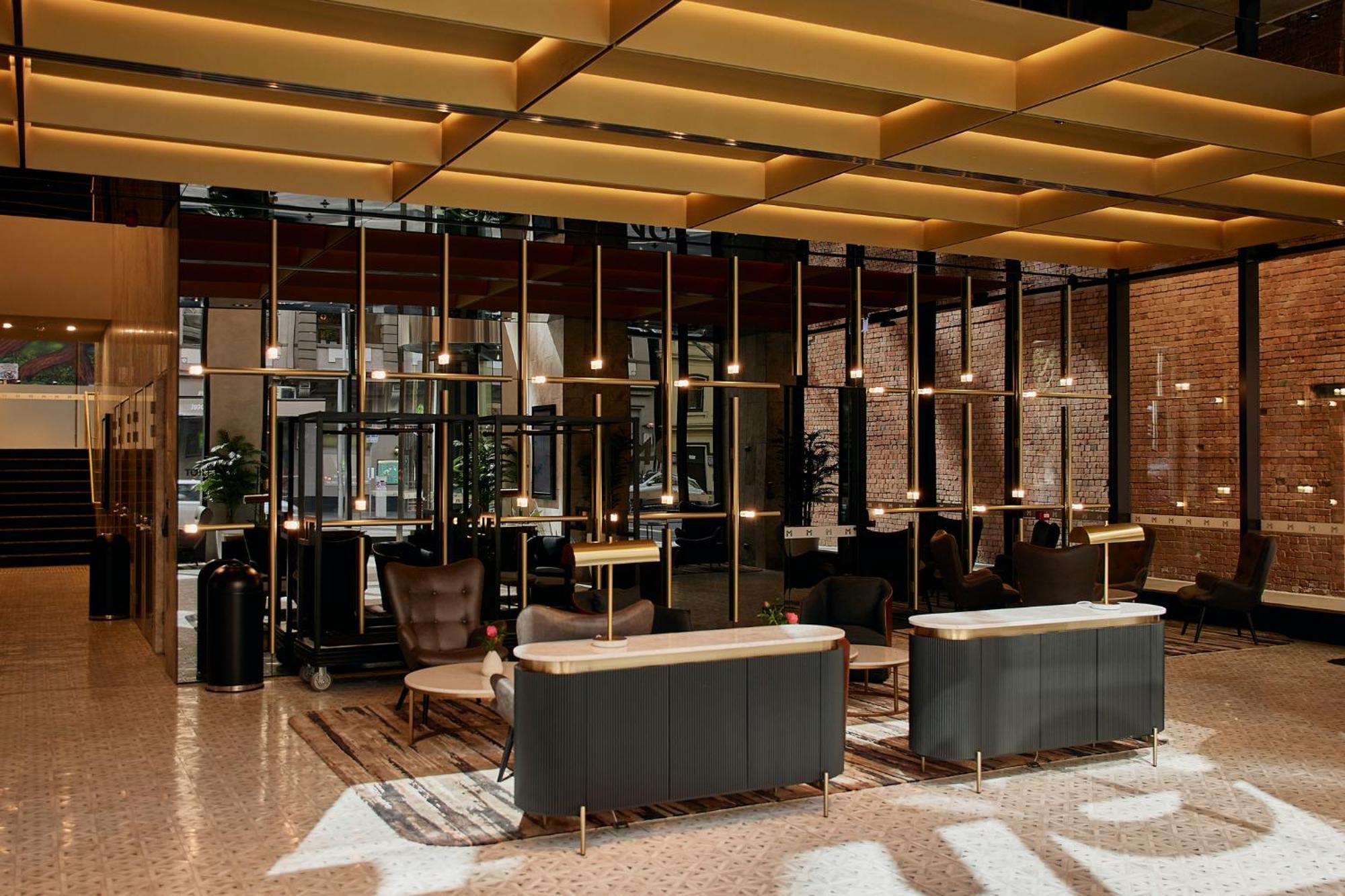 Meriton Suites Melburne Exterior foto The lobby of the hotel